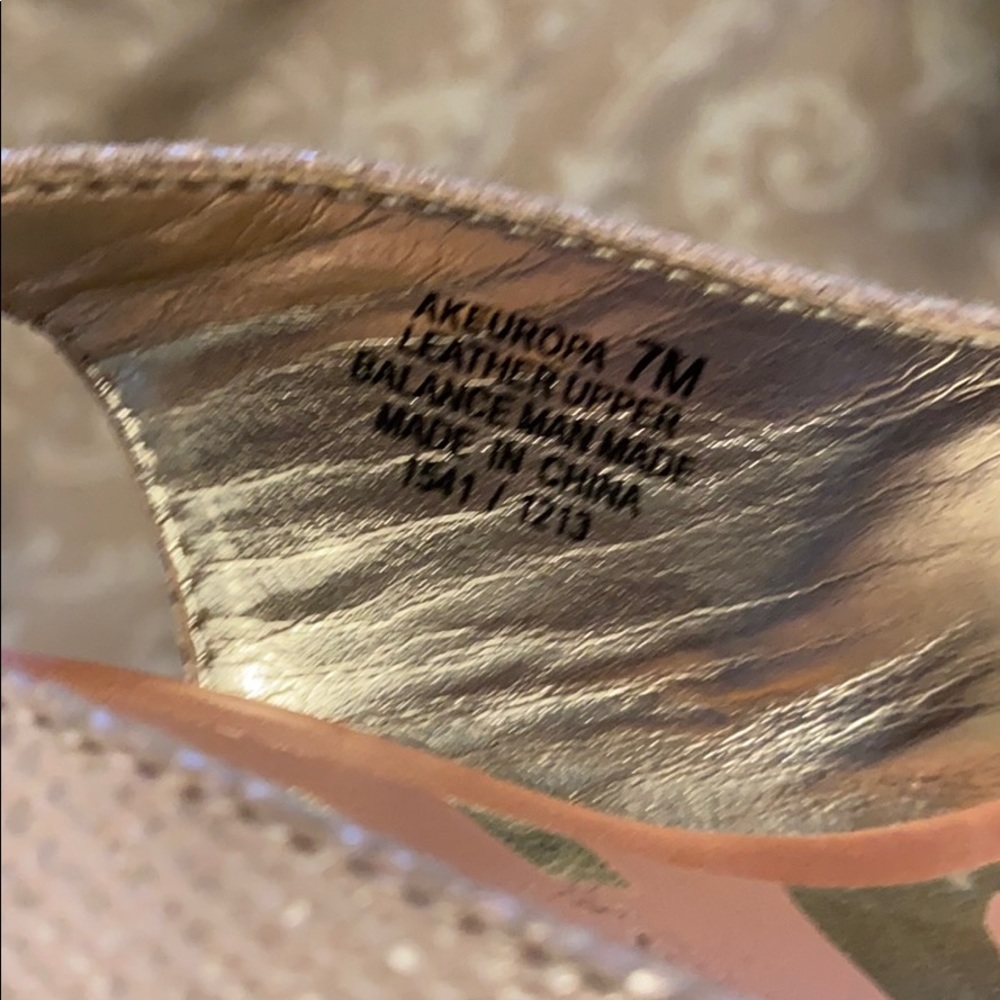 Anne Klein Europa Pink Heels Sz 7M - Picture 4 of 5